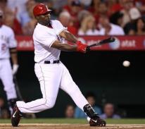 Torii Hunter hits a ground ball.jpg