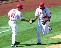 Torii Hunter trots home after hitting a homer.JPG