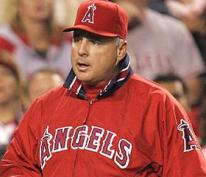 mike-scioscia-Fwd59Q4k.jpg