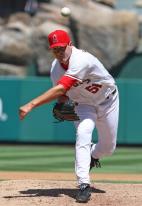 joe-saunders-fullj.getty- _oakland_athle.jpg